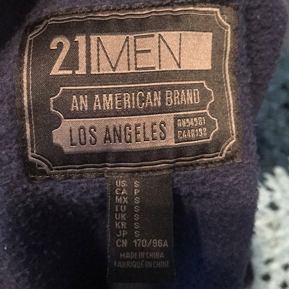 🔥🔥🔥Varsity jacket🔥🔥🔥 - Picture 8 of 8